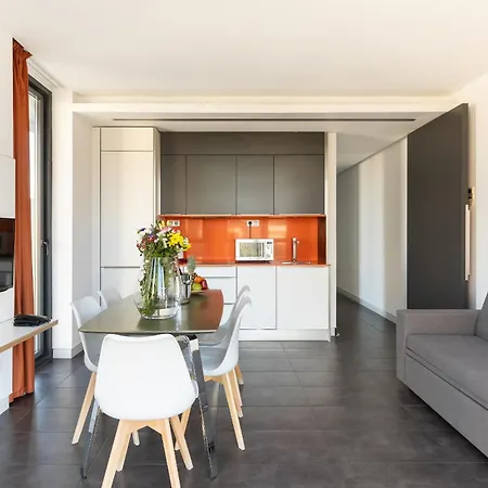Cosmo Sants Apartment